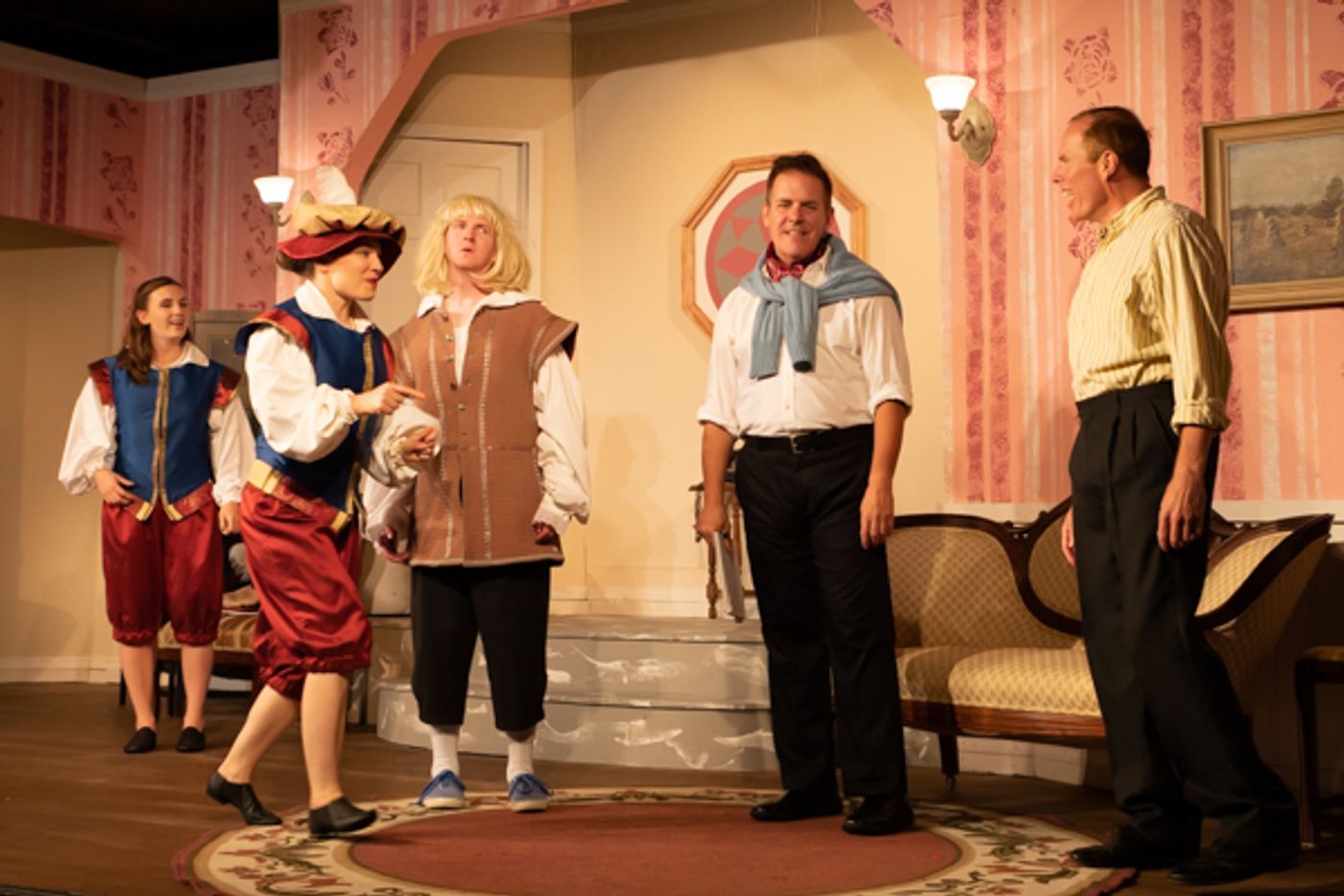 Photo Coverage: First Look at Curtain Players' LEADING LADIES  Image