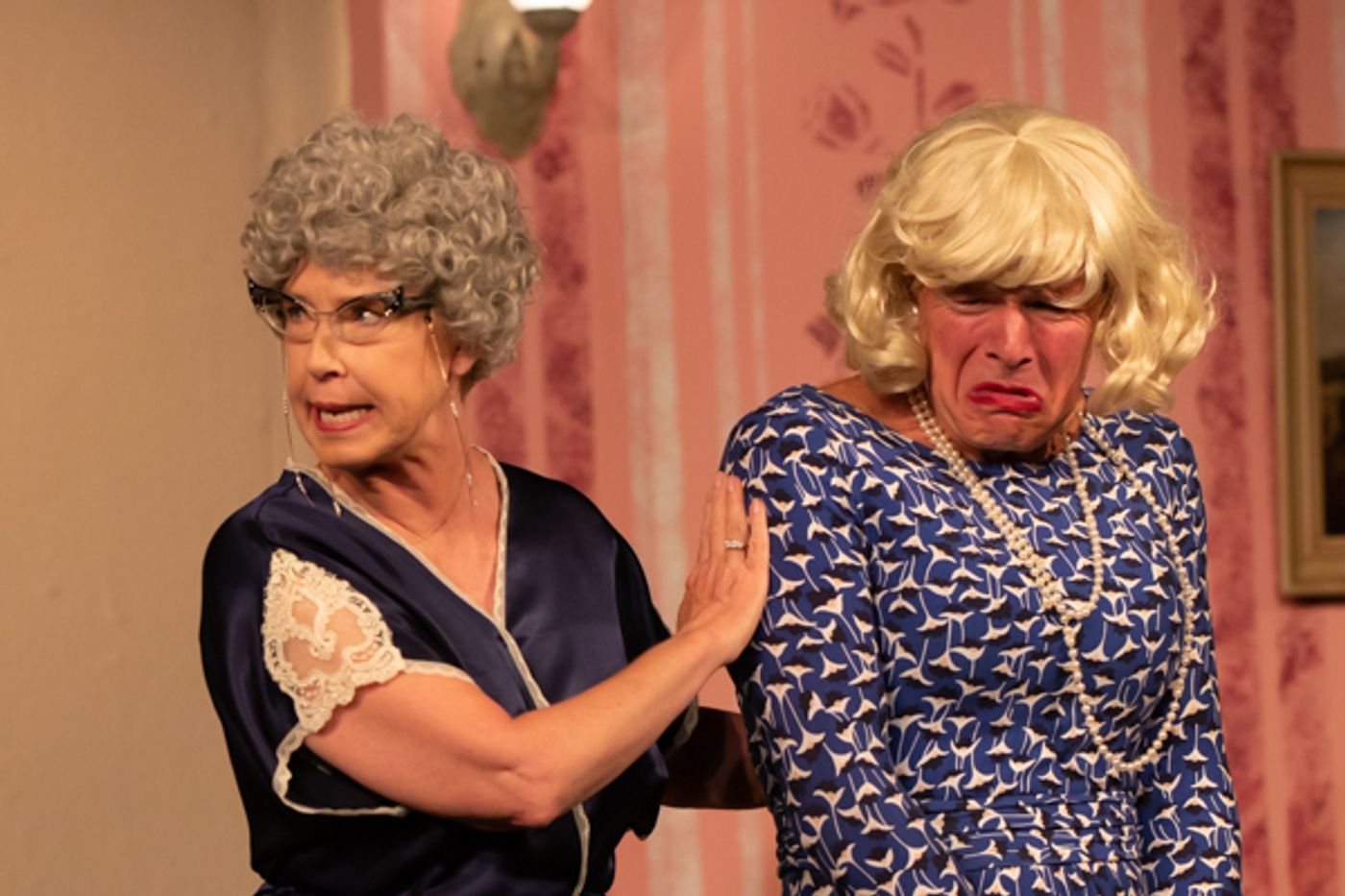 Photo Coverage: First Look at Curtain Players' LEADING LADIES  Image