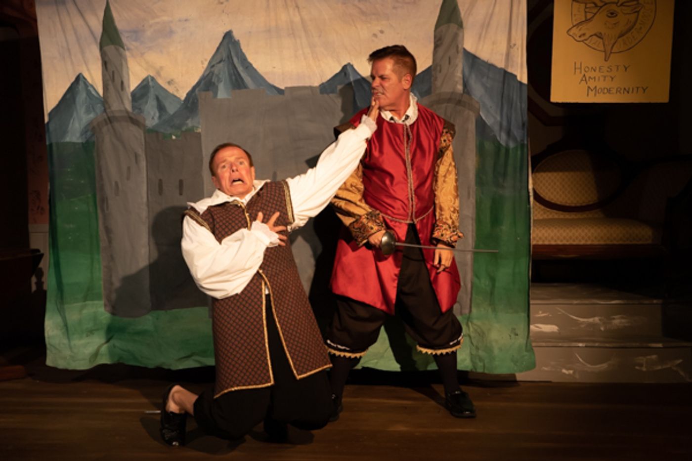 Photo Coverage: First Look at Curtain Players' LEADING LADIES  Image