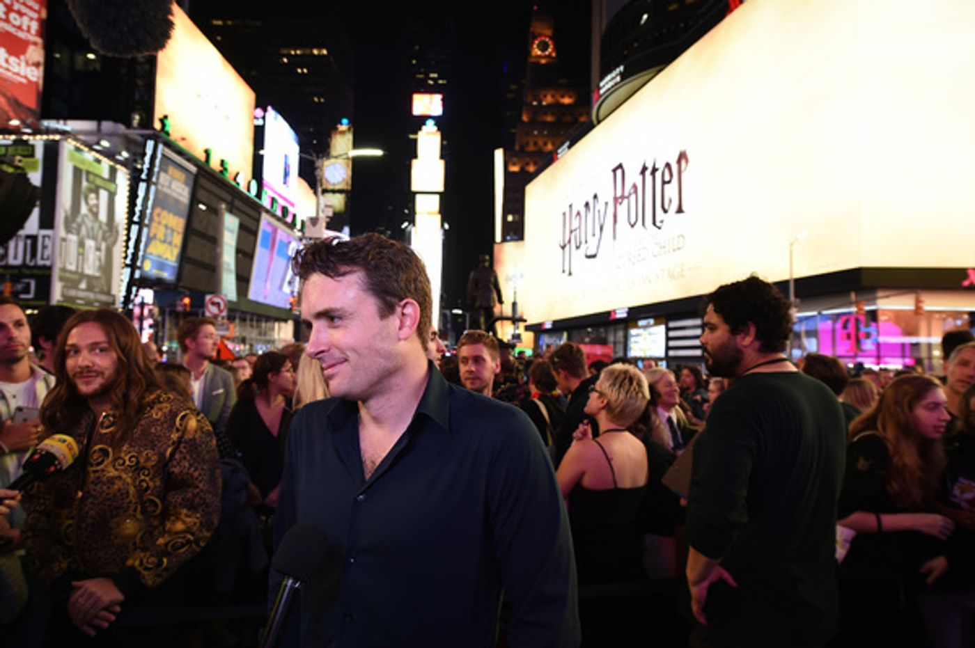 Photos/Video: HARRY POTTER AND THE CURSED CHILD Takes Over Times Square For All New Promo  Image