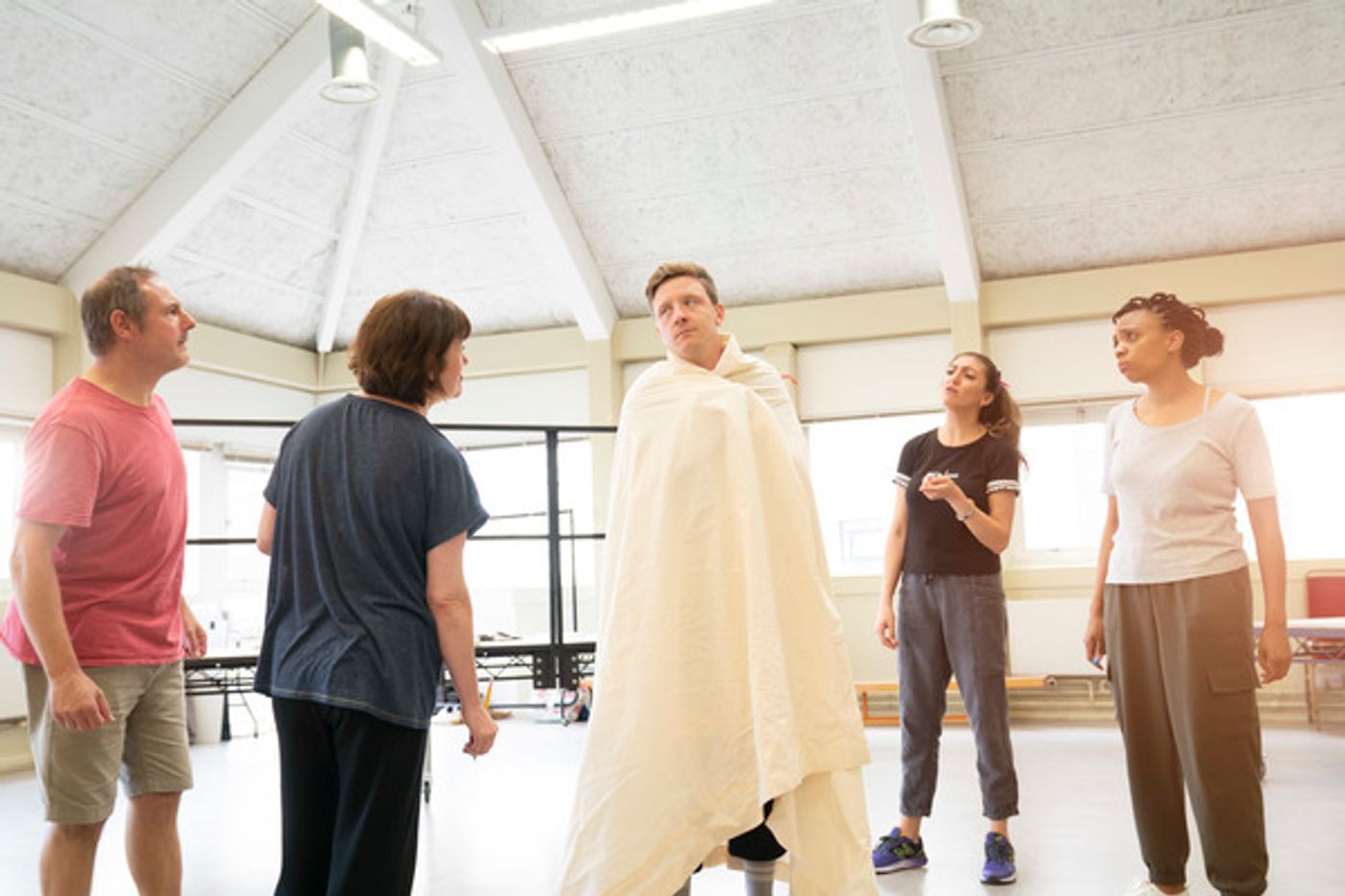 Photo Flash: Inside Rehearsal For REASONS TO STAY ALIVE  Image