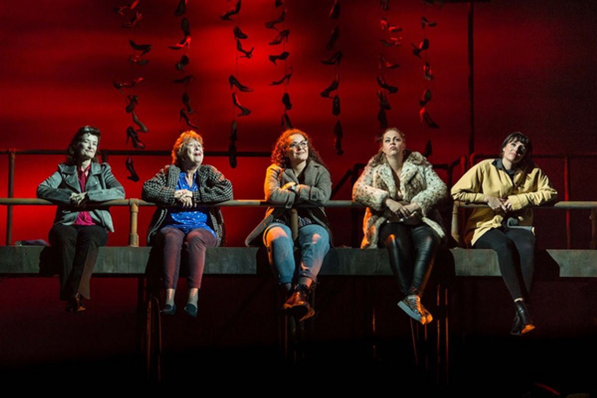 L-R Angela Clerkin, Linda Broughton, Amy Vicary-Smith, Danielle Houghton, Danielle Flett in Stiletto Beach, photo by Mark Sepple at 
