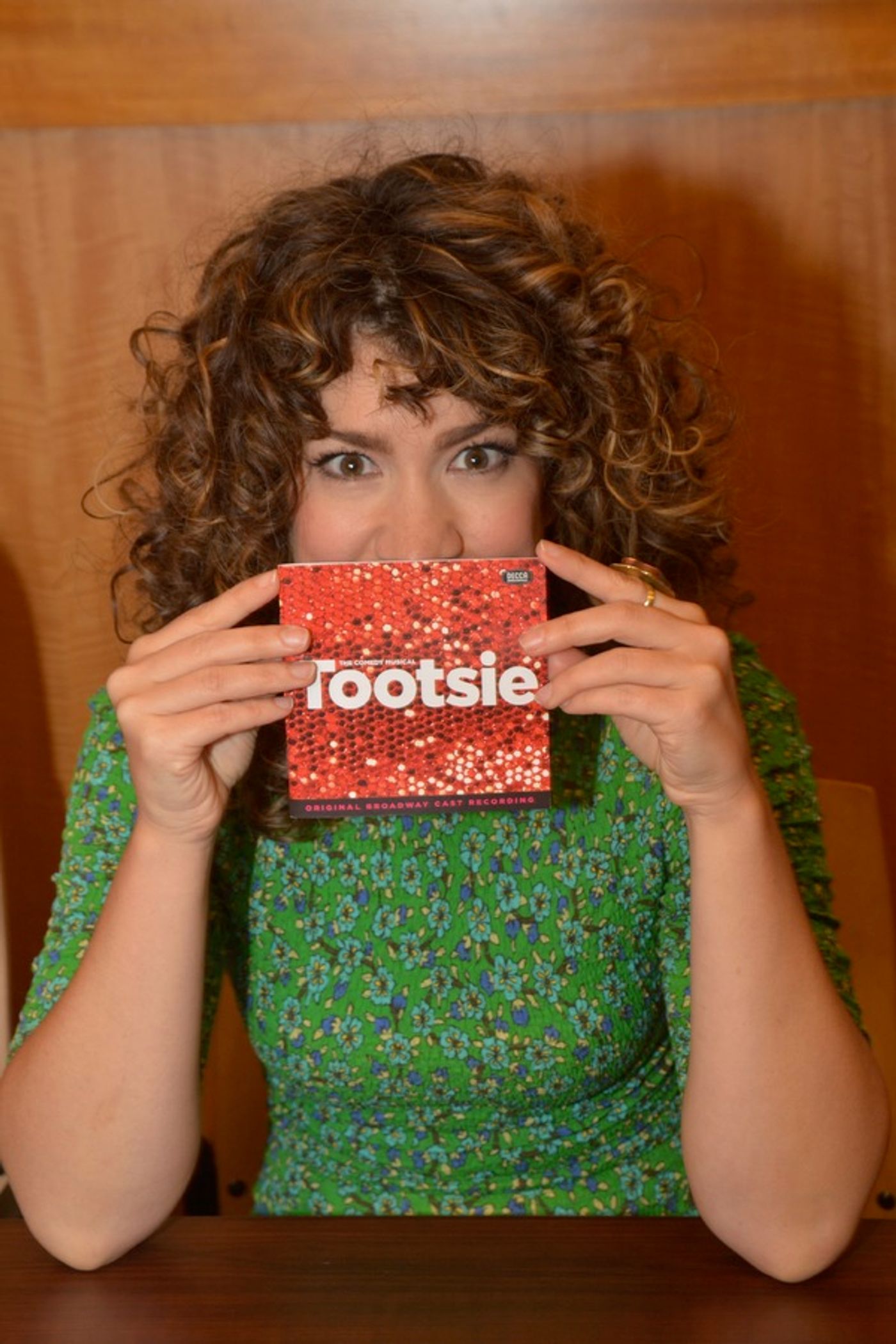 Photo Coverage: TOOTSIE Celebrates Cast Album Release at Barnes and Noble  Image