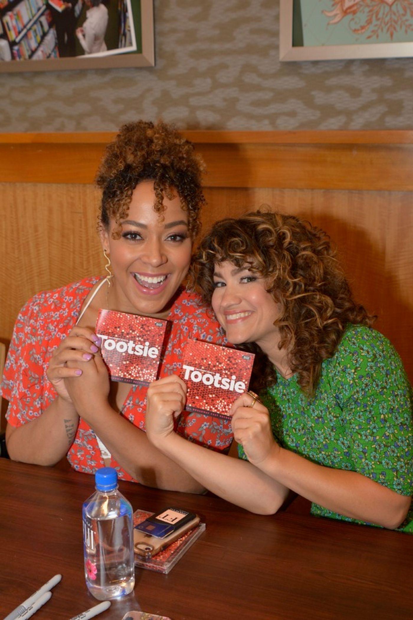 Photo Coverage: TOOTSIE Celebrates Cast Album Release at Barnes and Noble  Image
