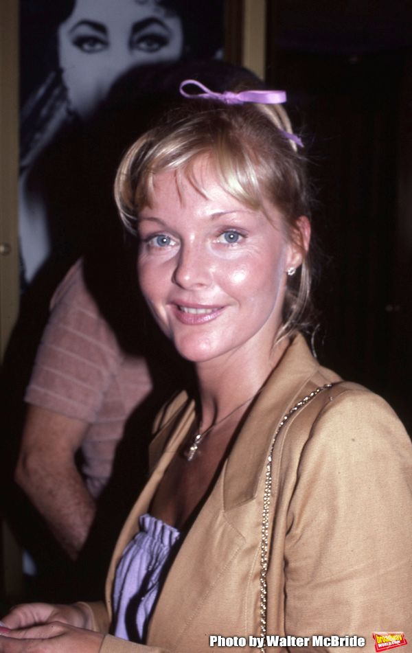 Carol Lynley attends a performance of â€œThe Little Foxesâ€ at the Martin Be Photo