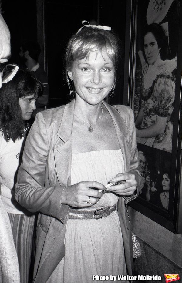 Carol Lynley attends a performance of â€œThe Little Foxesâ€ at the Martin Be Photo