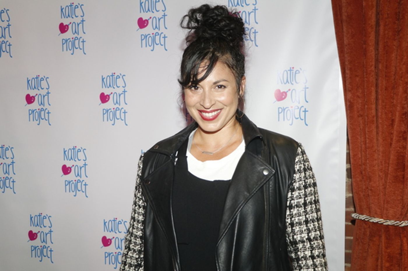 Photo Flash: Broadway Supports Stephanie Klemons' Non-Profit, Katie's Art Project  Image