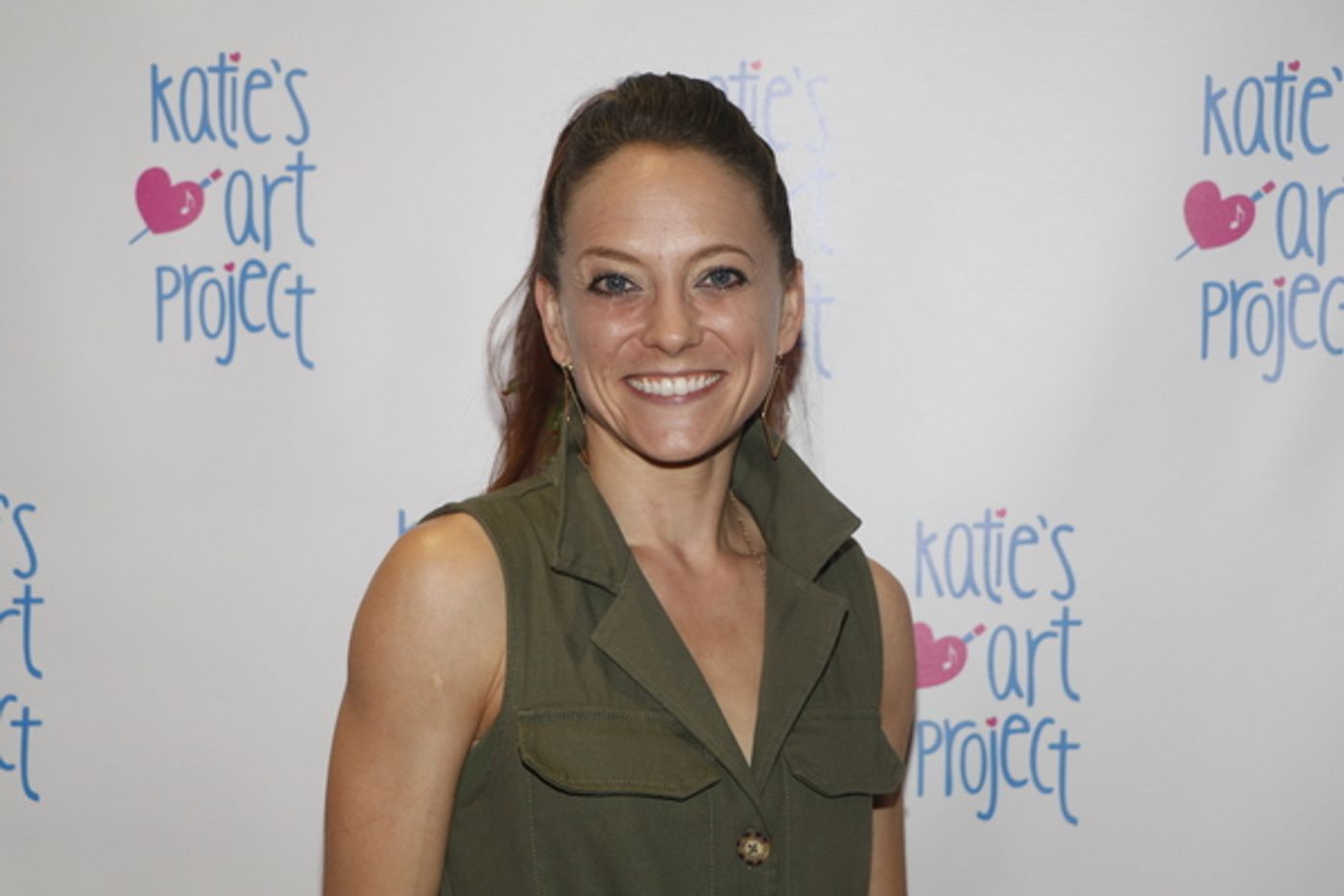 Photo Flash: Broadway Supports Stephanie Klemons' Non-Profit, Katie's Art Project  Image