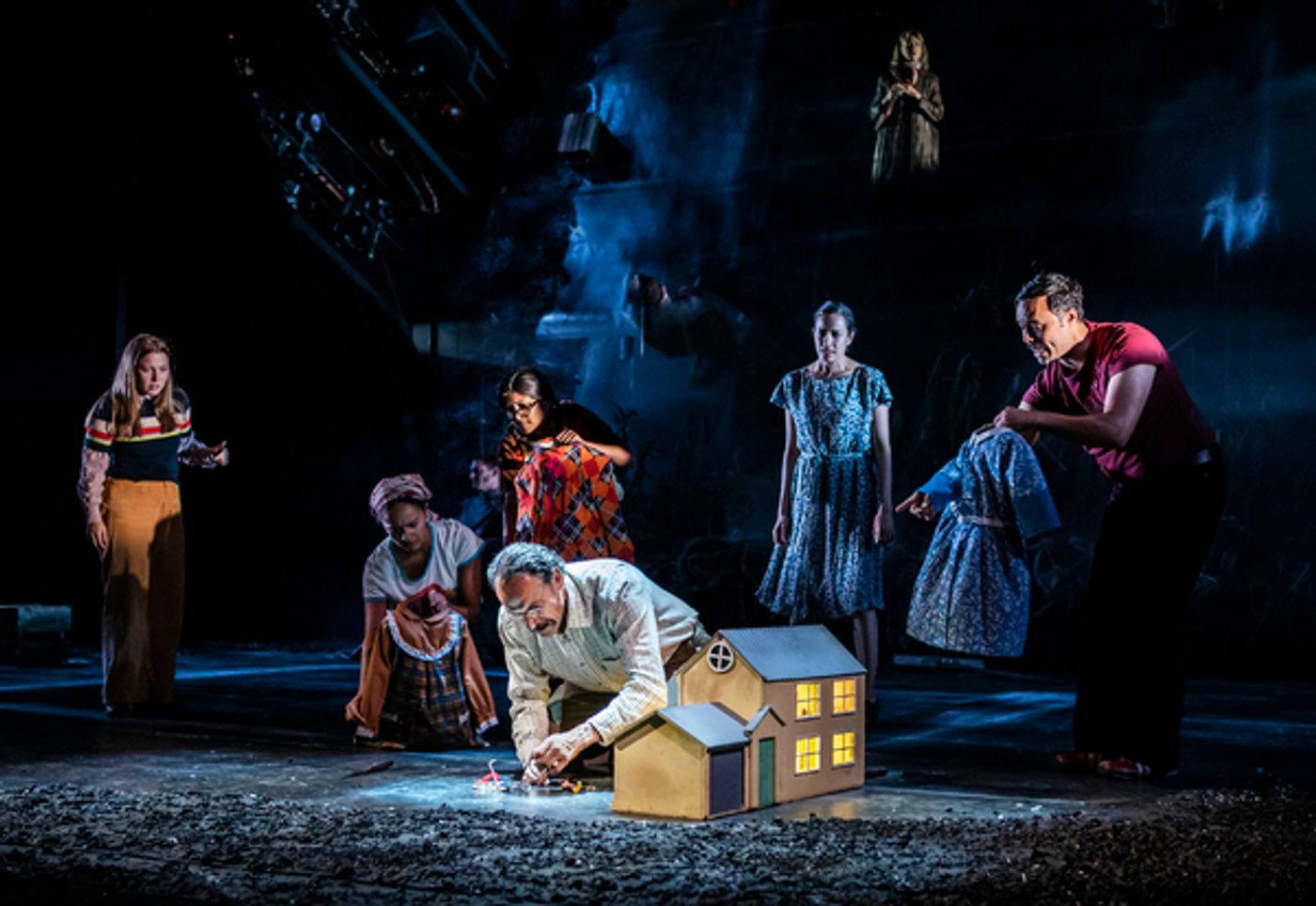 Photo Flash: First Look at THE LOVELY BONES on Tour  Image