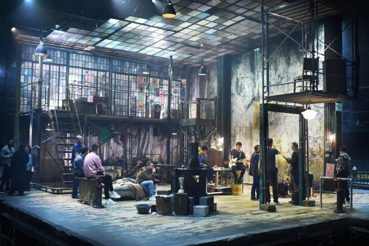 Design-Focused 'in 1: the podcast' Welcomes Emmy-Nominated Designer Jason Sherwood  Image