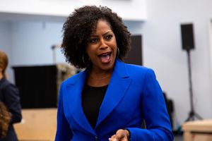 Dan'yelle Williamson Photo