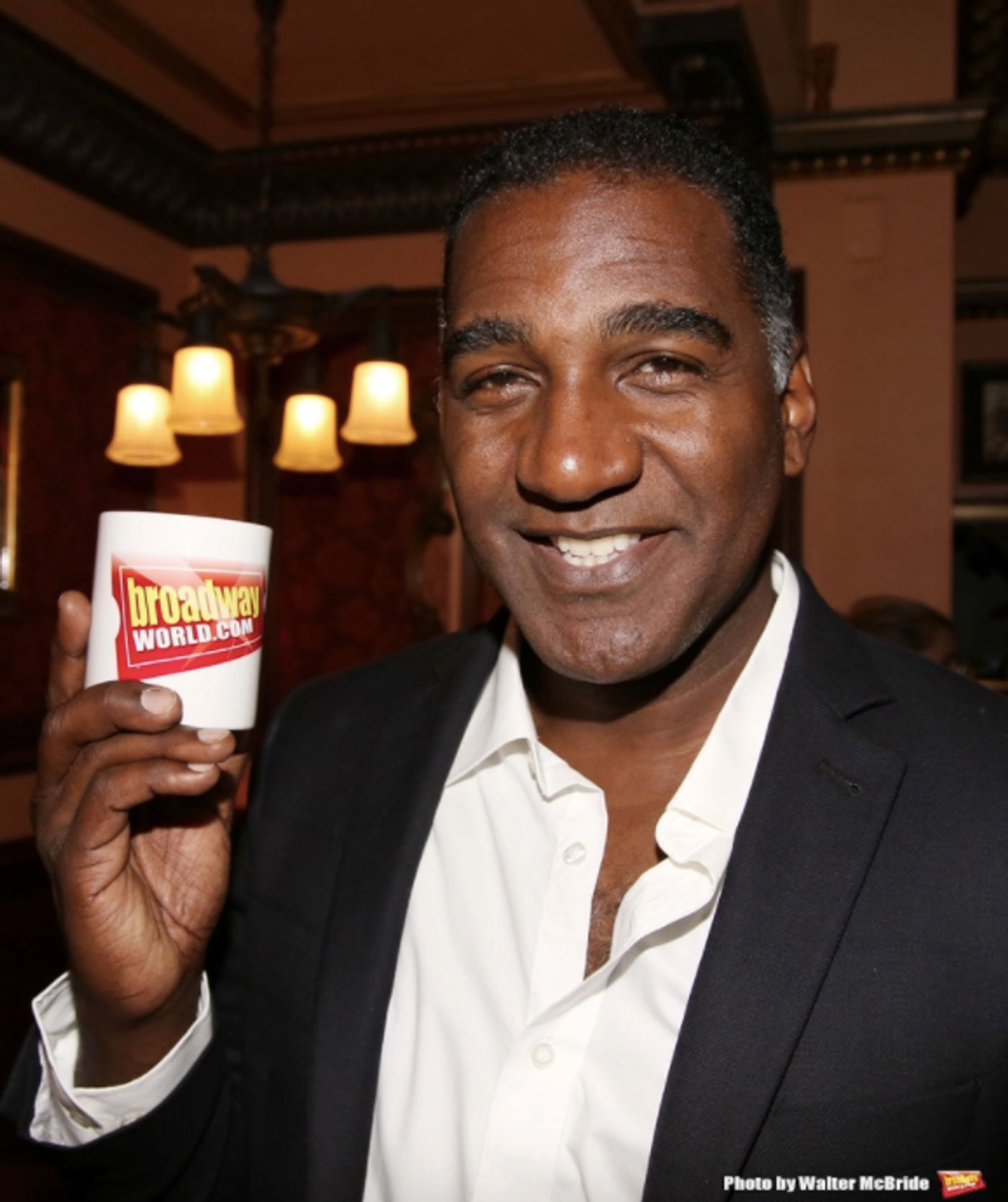 Wake Up With BWW 9/13: FREESTYLE LOVE SUPREME Begins Previews, and More!  Image