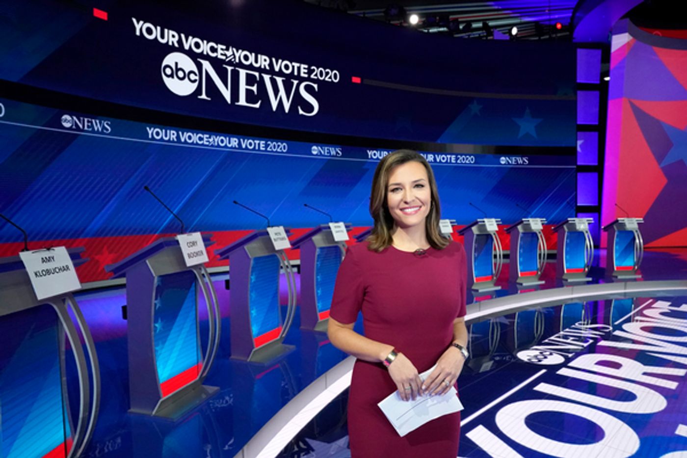 Photo Flash: See Photos from Tonight's Democratic Debate on ABC  Image
