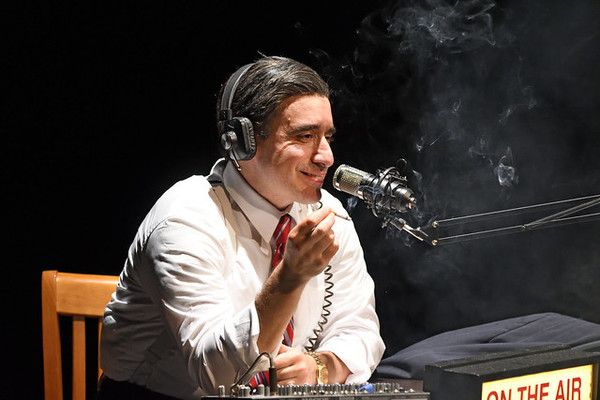 Scott Aiello as Vincent A. â€œBuddyâ€ Cianci Photo