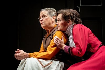 Debra Wise as Anne Marie, Jeanine Kane as Nora Photo