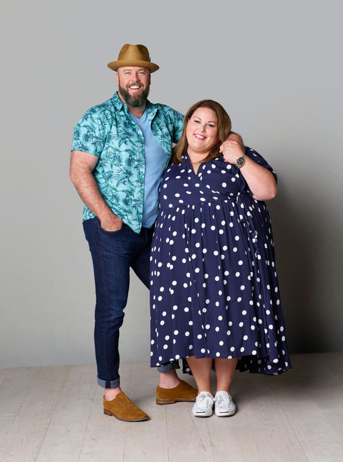Chrissy Metz as Kate Pearson, Chris Sullivan as Toby Damon at 
