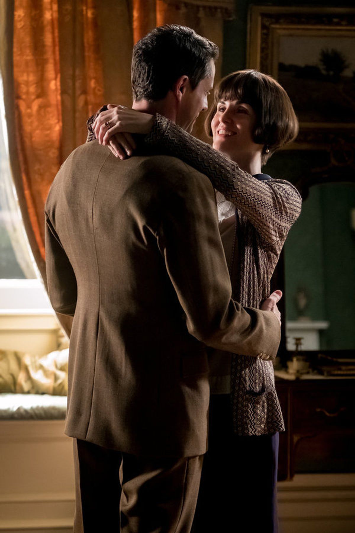 Matthew Goode as Henry Talbot, Michelle Dockery as Lady Mary Crawley at 