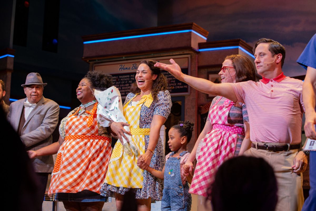 Jordin Sparks and the cast of Waitress at 