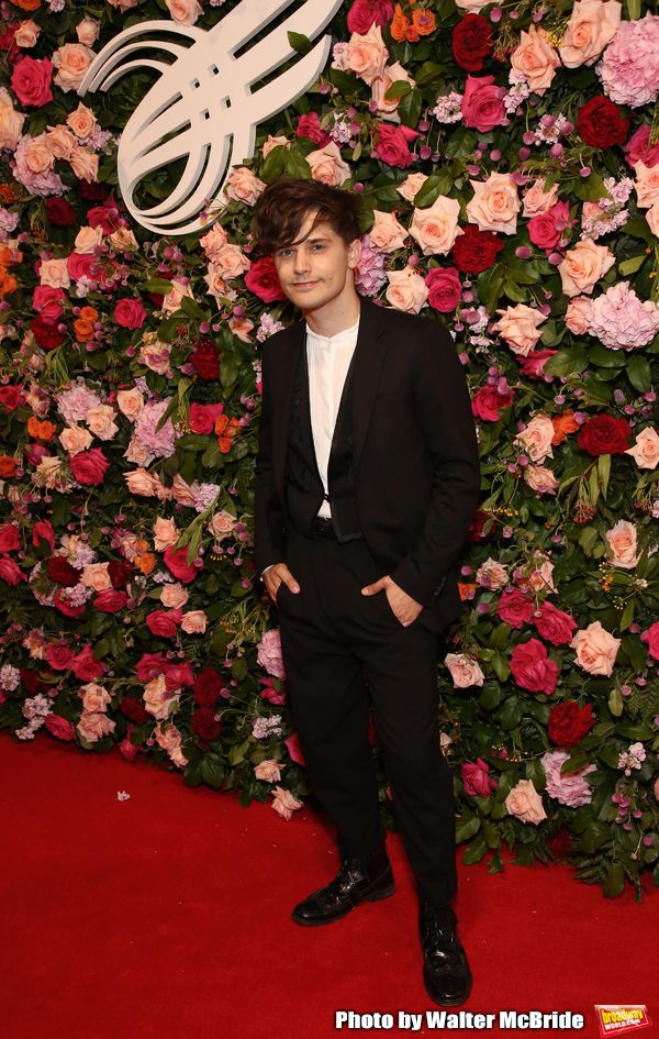 Photos: See the Stars Come Out to Celebrate Jonathan Larson's Legacy at the American Theatre Wing 2019 Gala — photo 42 of 97
