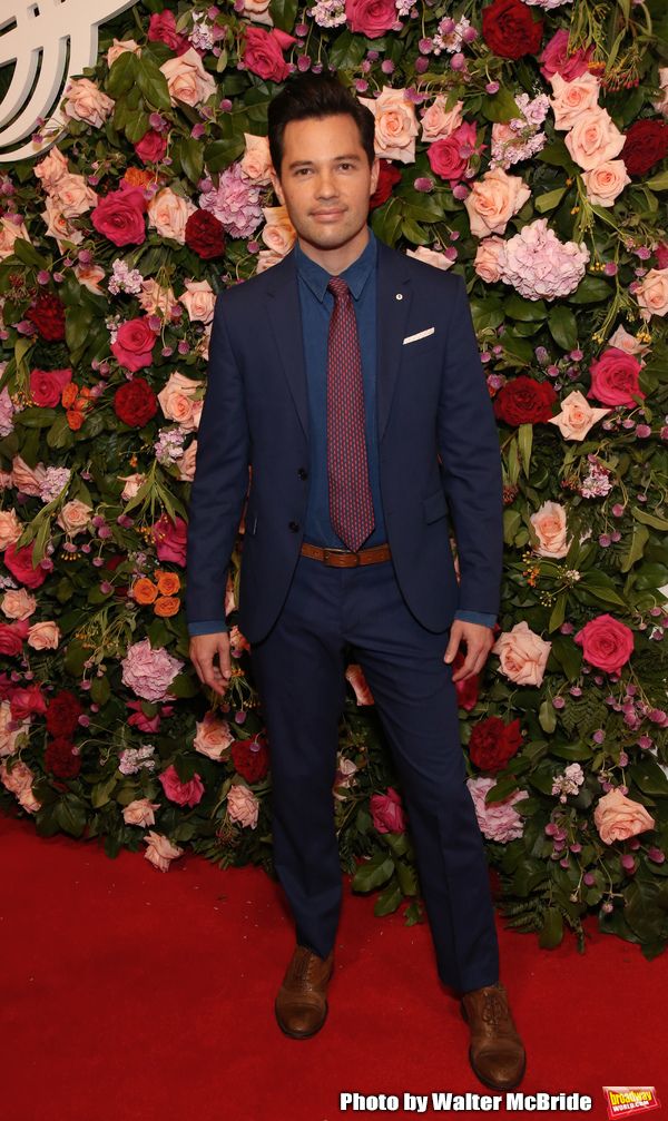 Photos: See the Stars Come Out to Celebrate Jonathan Larson's Legacy at the American Theatre Wing 2019 Gala — photo 48 of 97