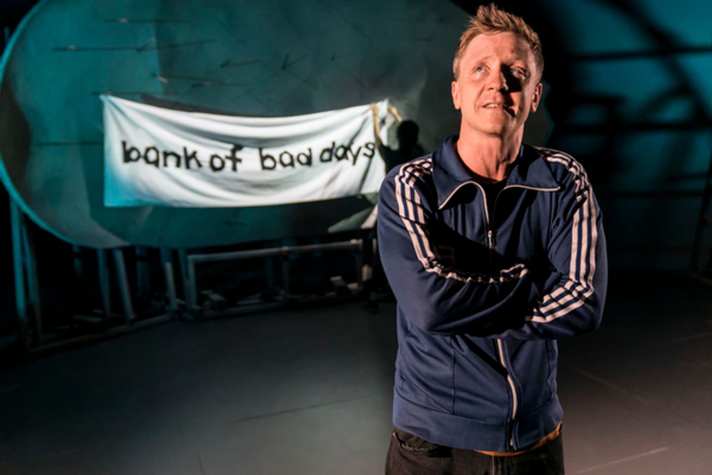 Photo Flash: First Look at Sheffield Theatres' and English Touring Theatre's REASONS TO STAY ALIVE  Image
