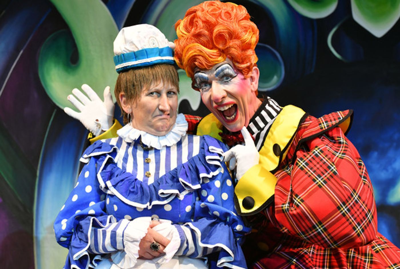 Photo Flash: First Look at the Cast of SNOW WHITE AND THE SEVEN DWARFS at Birmingham Hippodrome  Image