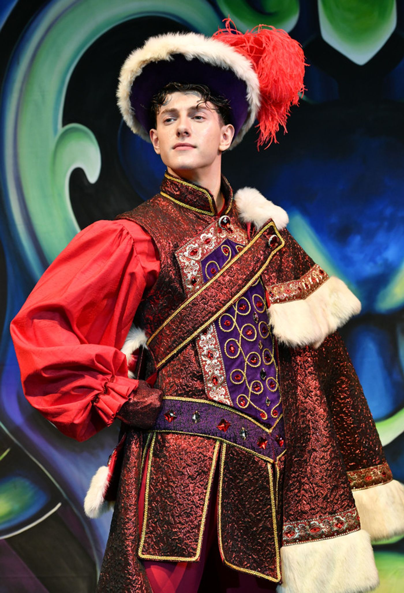 Photo Flash: First Look at the Cast of SNOW WHITE AND THE SEVEN DWARFS at Birmingham Hippodrome  Image