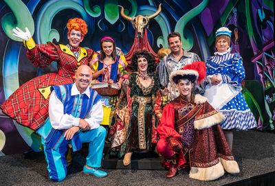 Matt Slack, Andrew Ryan, Faye Brookes, Lesley Joseph, Joe McElderry, Jac Yarrow, Dore Photo