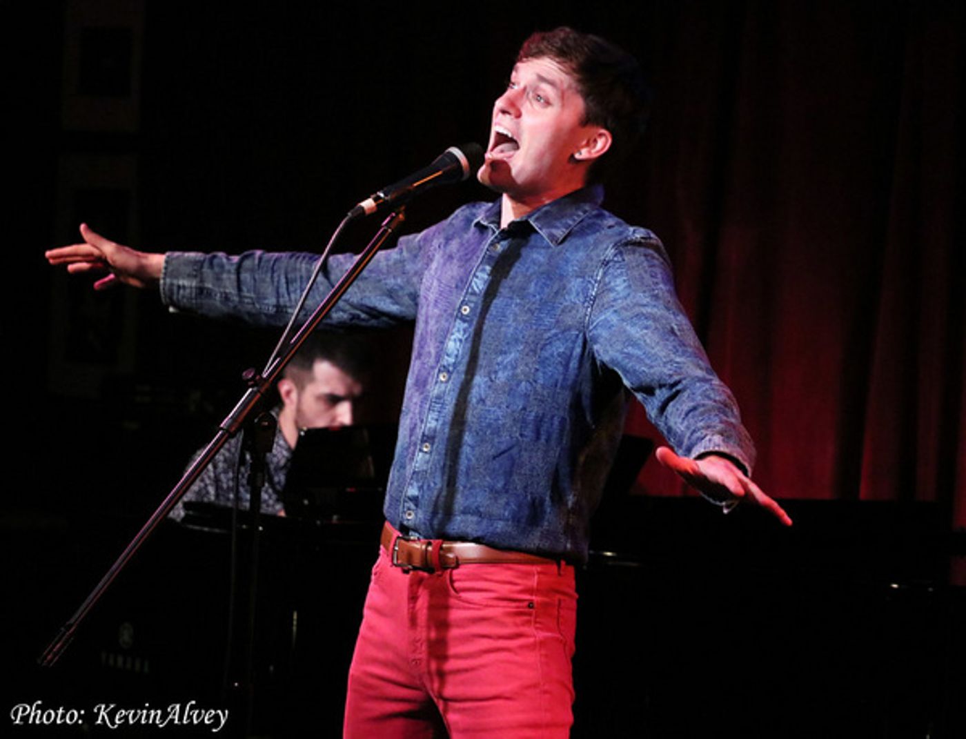 Photo Flash: Andrew Swackhamer Headlines At Birdland  Image