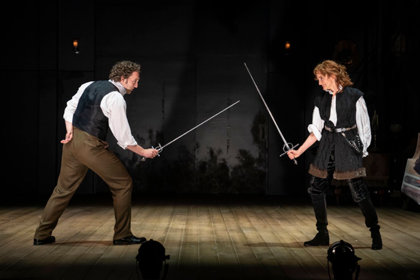Photo Flash: A First Look At BERNHARDT/HAMLET At Goodman Theatre Photo Flash: A First Look At BERNHARDT/HAMLET At Goodman Theatre Image