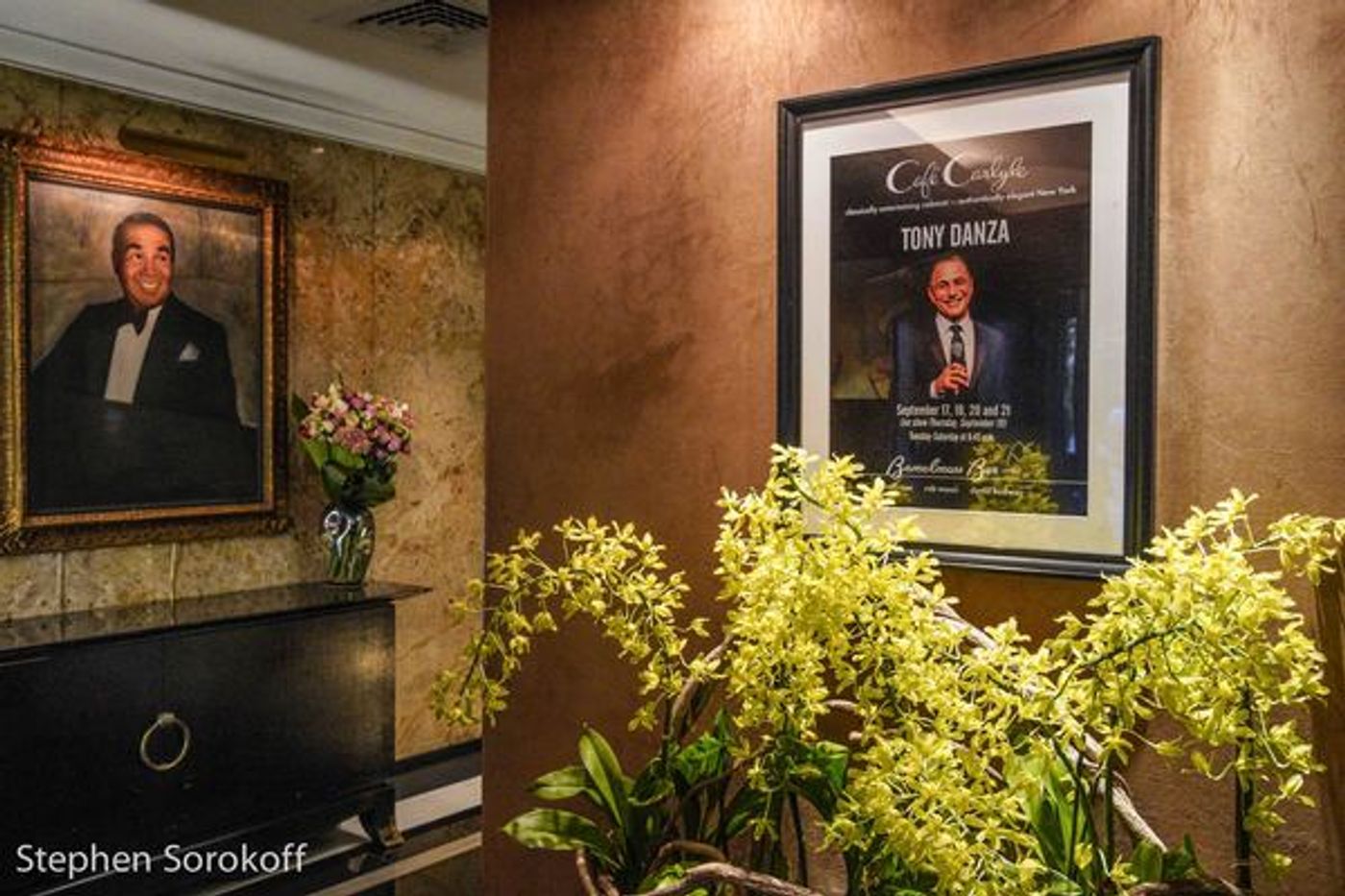 Photos/Review: Tony Danza Comes to Cafe Carlyle  Image