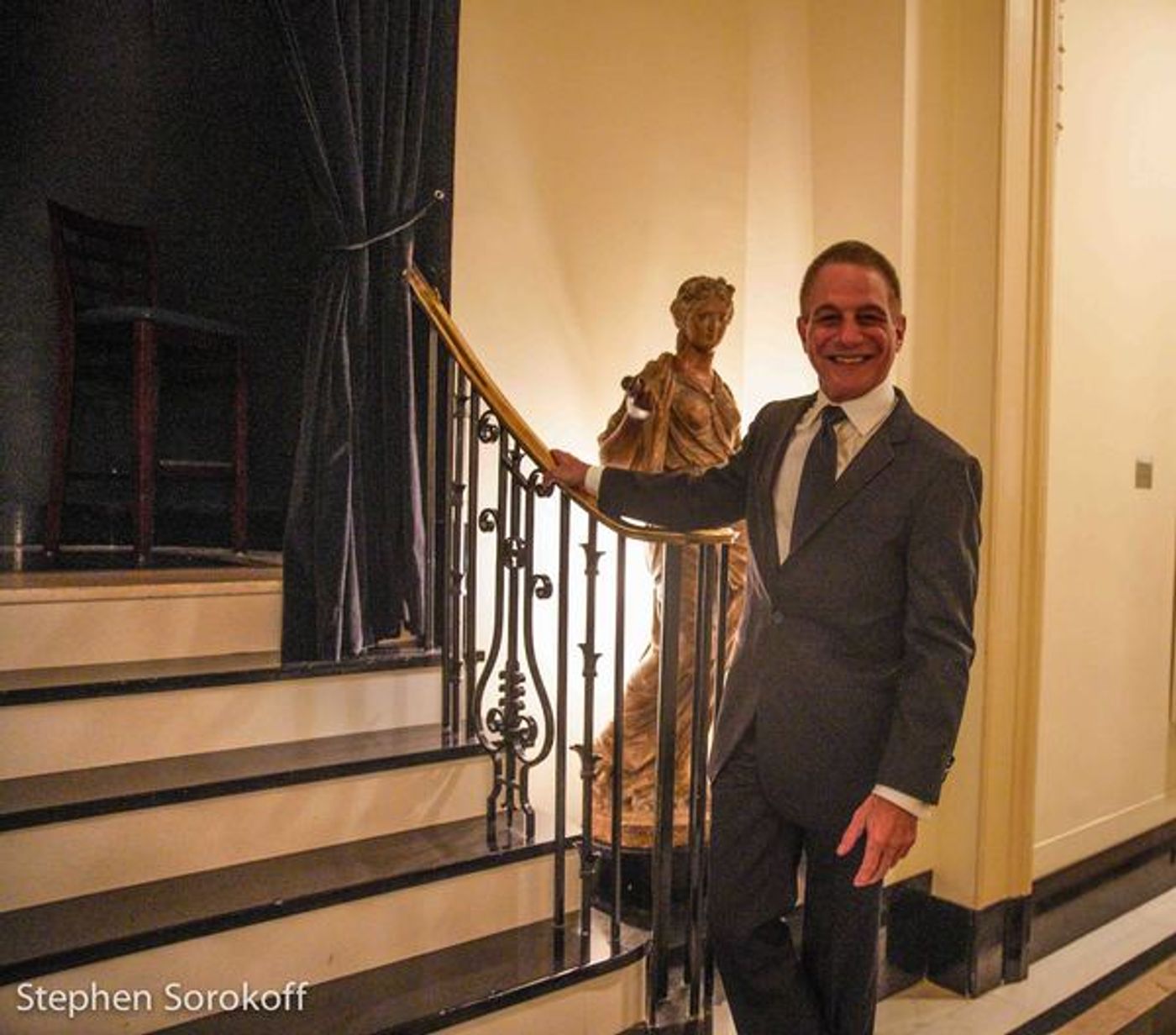 Photos/Review: Tony Danza Comes to Cafe Carlyle  Image