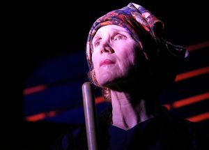 Vicki Summers Photo