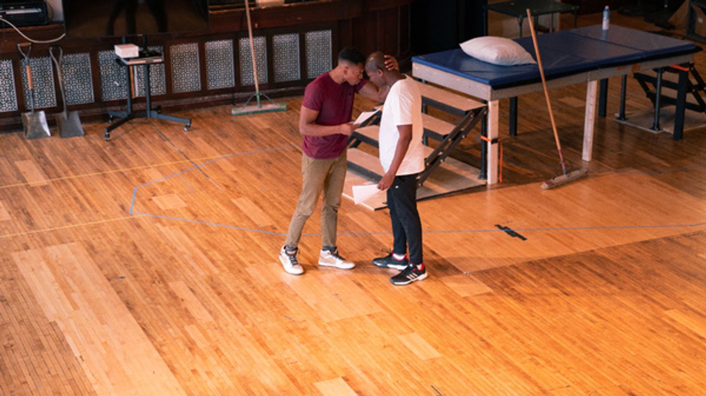 Photo Flash: In Rehearsal with Steppenwolf's THE BROTHERS SIZE  Image