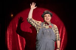 Reed Sigmund @ BroadwayWorld Reed Sigmund Photo