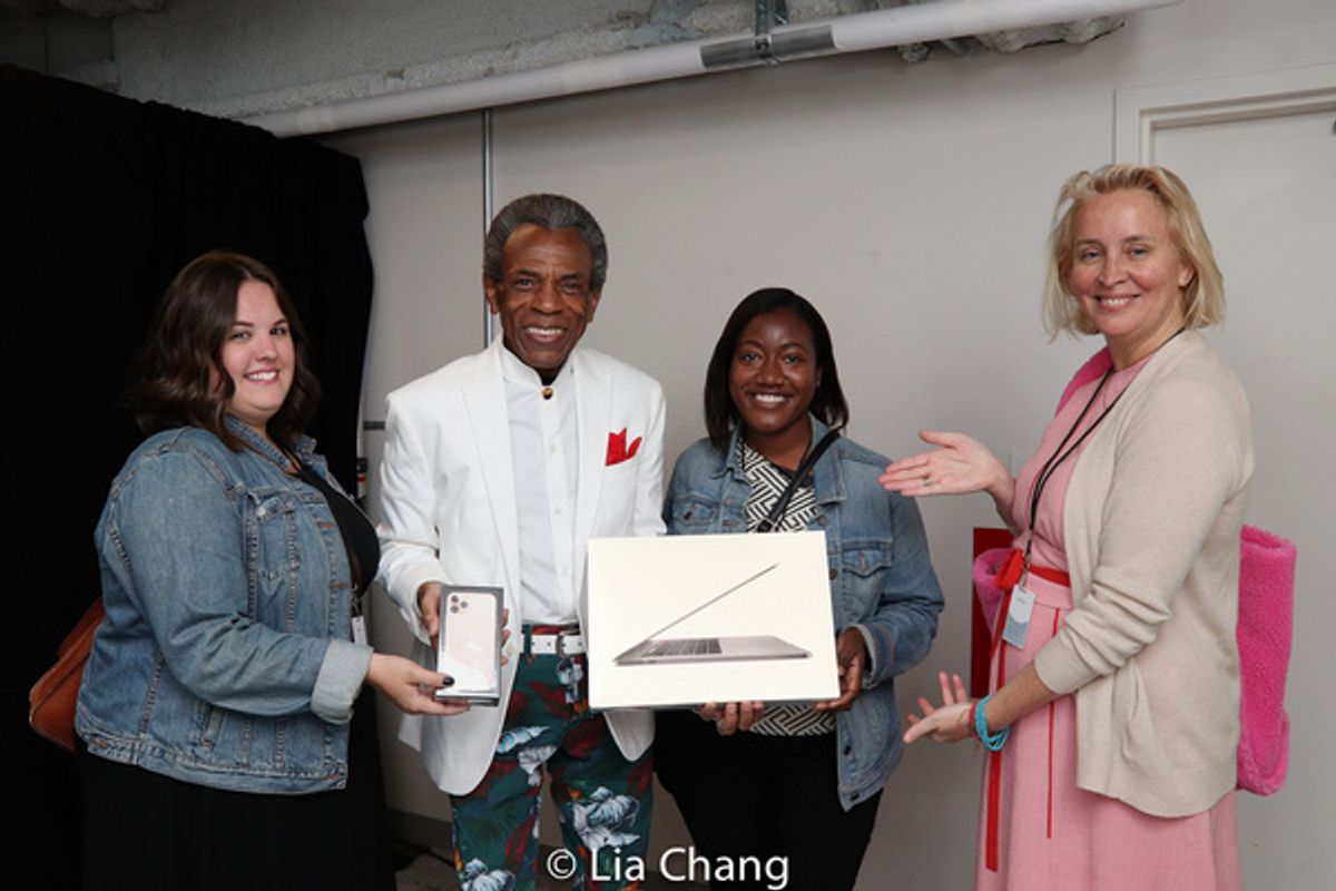 HADESTOWN star and 2019 Tony Award winner Andre De Shields shows off his brand new MacBook Pro and iPhone 11 Pro Max at 