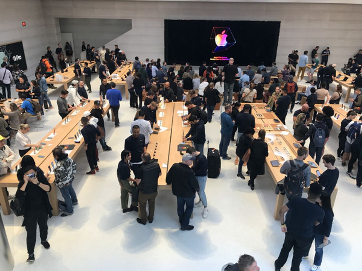 Grand reopening of Apple Fifth Avenue in New York on September 20, 2019 at 