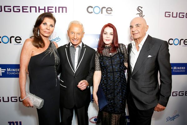 Linell Shapiro, Elliot Mintz, Priscilla Presley, and Robert Shapiro Photo