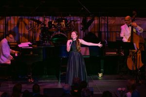 2019 Songbook Youth Ambassador Sadie Fridley pays tribute to Hall of Fame inductee Duke Ellington with a rendition of ?It Don''t Mean a Thing (If It Ain?t Got That Swing).? (Credit: Sara C Imagery) @ BroadwayWorld 2019 Songbook Youth Ambassador Sadie Fridley pays tribute to Hall of Fame inductee Du Photo