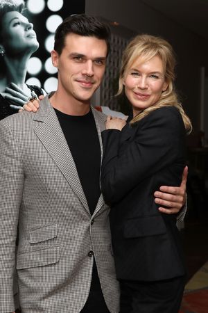 Finn Wittrock, ReneÌe Zellweger @ BroadwayWorld Finn Wittrock, ReneÌe Zellweger Photo