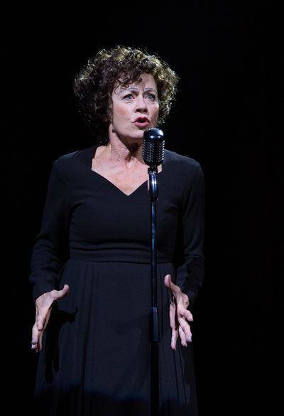 Louise Pitre Photo