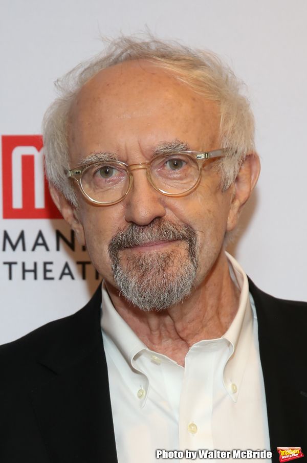 Jonathan Pryce Photo