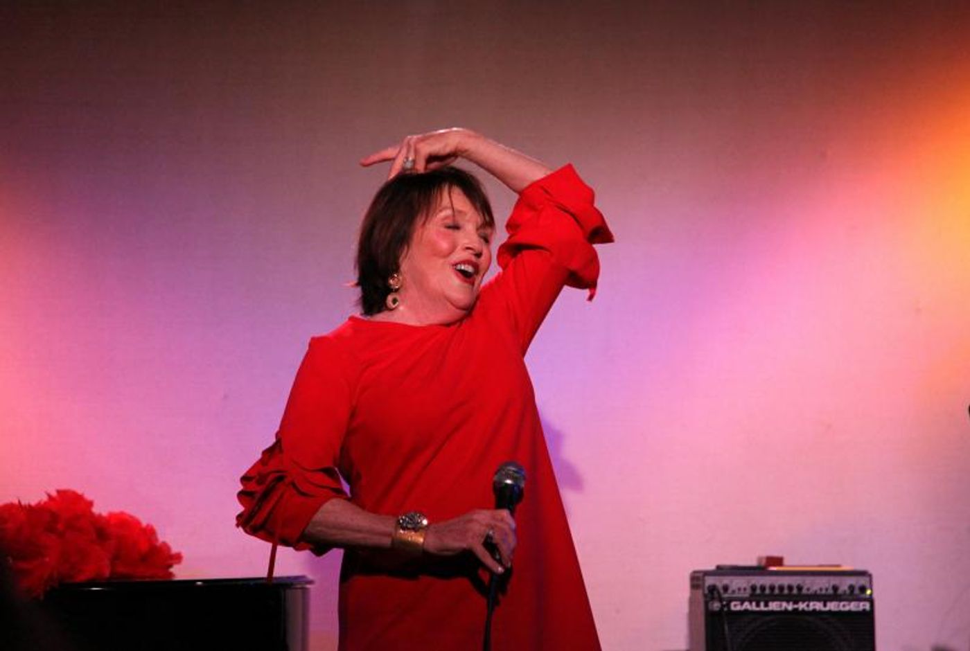 Review: LESLIE OROFINO SHINE! Does Just That at Don't Tell Mama Review: LESLIE OROFINO SHINE! Does Just That at Don't Tell Mama Image