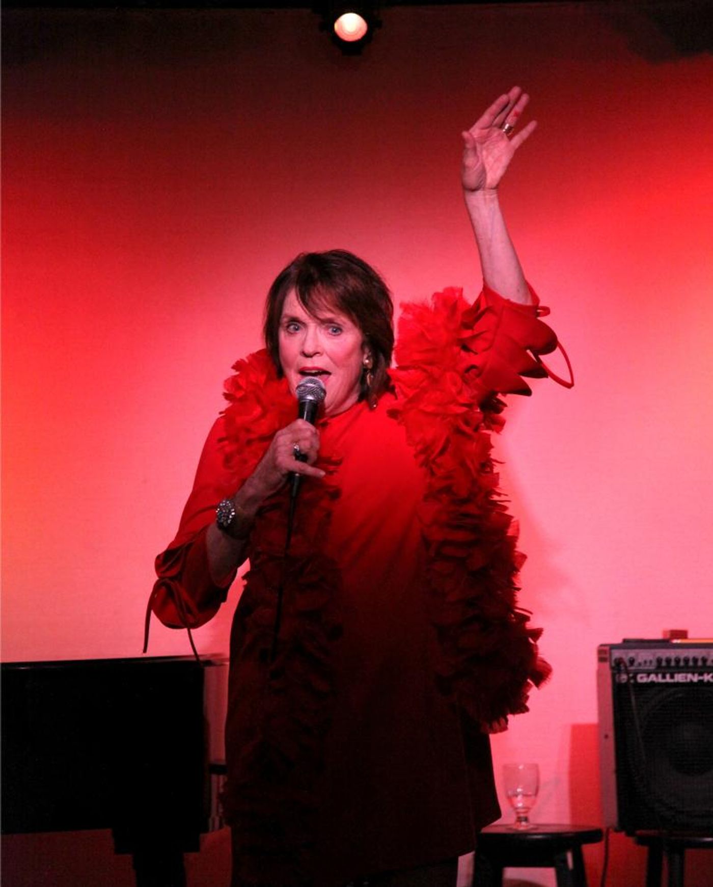 Review: LESLIE OROFINO SHINE! Does Just That at Don't Tell Mama Review: LESLIE OROFINO SHINE! Does Just That at Don't Tell Mama Image