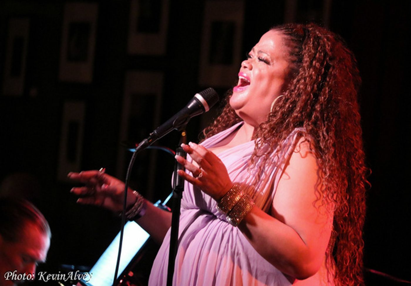 Photo Flash: Natalie Douglas Celebrates Nancy Wilson At Birdland  Image