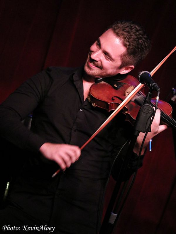 Jonathan Russell Photo