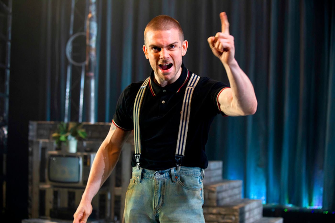 Photo Flash: First Look at MY BEAUTIFUL LAUNDRETTE at Curve Leicester  Image