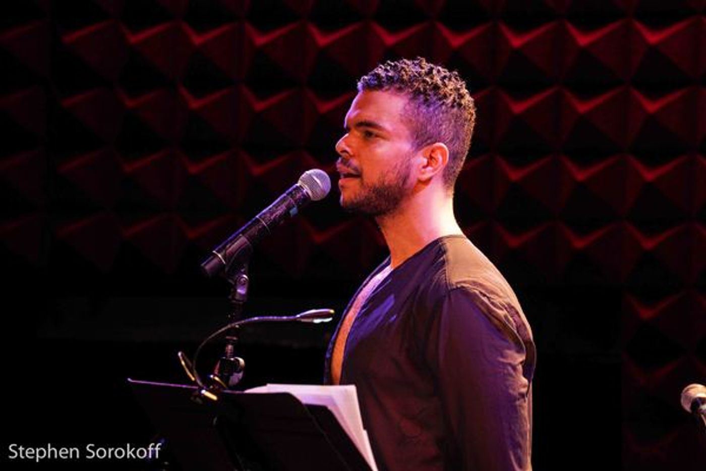 Photo Coverage: Heath Saunders Brings DON'T PANIC to Joe's Pub  Image