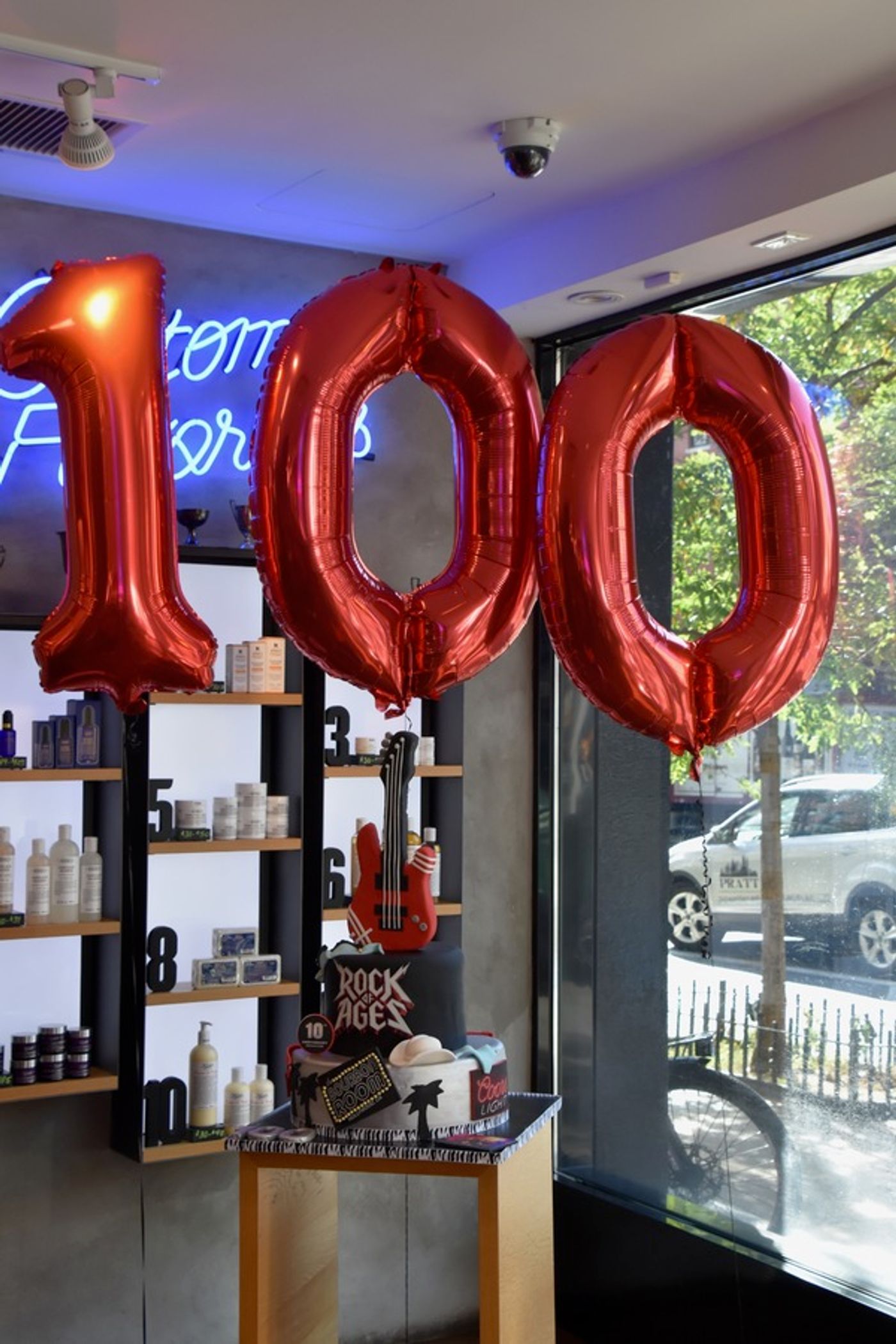 Photo Coverage: ROCK OF AGES Celebrates 100 Performances At New World Stages  Image