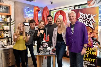 Tiffany Eigen, PJ Griffith, Kirsten Scott, Matt Ban, Kelly Devine and Tom Galantich Photo